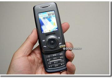 Samsung SGH-S730i – стильный аппарат с поддержкой i-mode